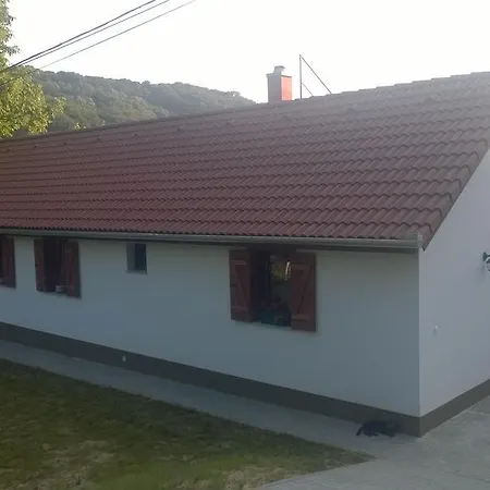 Beppe Hétvégi ház